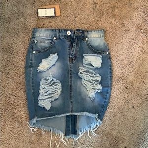 Jean skirt edgy